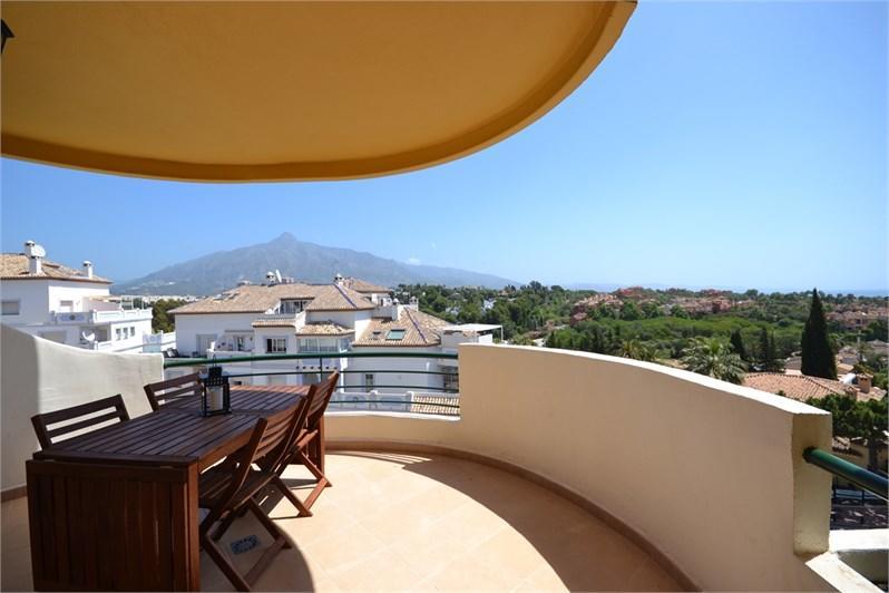 Senorio De Aloha Apartment Marbella Exterior photo